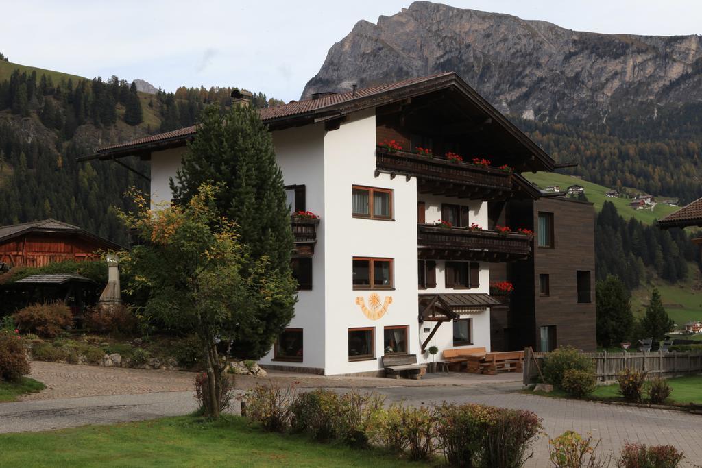 Garni Tramans Bed & Breakfast Selva di Val Gardena Exterior photo